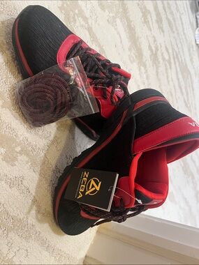 Zebra Men's Black and Red Athletic Sneaker